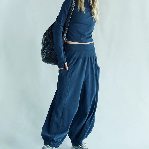 Up In The Air Set - Picture 2 of 4